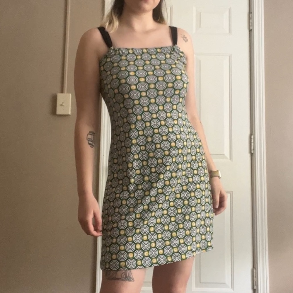 Favé disco pattern dress, green yellow black and white geometric pattern, size M